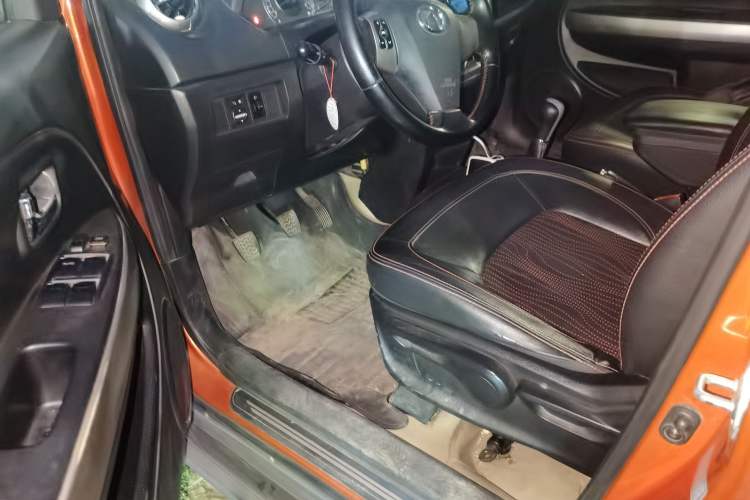 Used Great Wall M4 2012 1.5L Manual Luxury Version Driver Seat