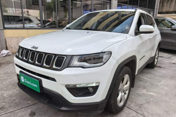 Used Jeep Compass 2019 200T Automatic Family Edition - Connected Large Screen Version