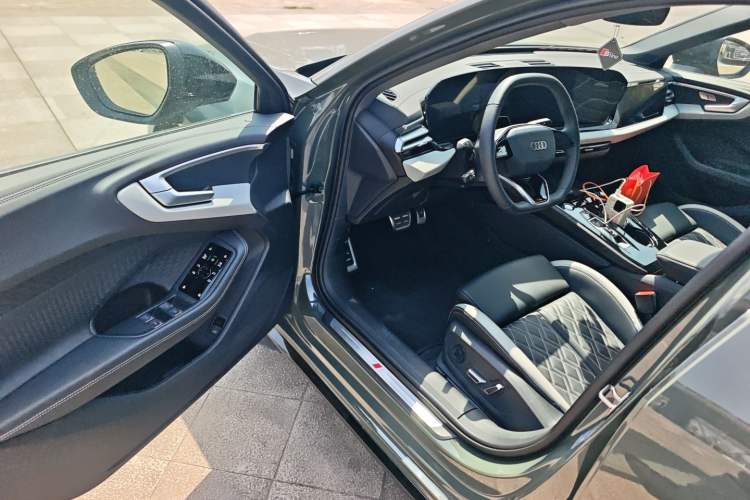 Used Audi A5L 2026 2.0T Sport Plus Driver Seat