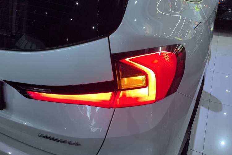 Used BMW iX1 2023 xDrive30L X Design Package Exterior 6