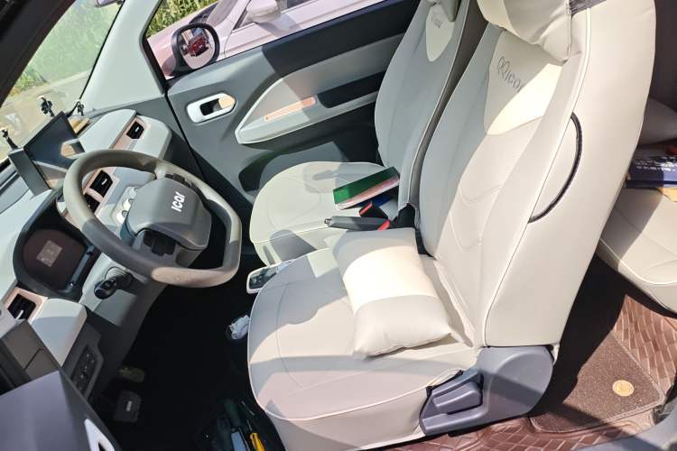 Used Chery QQ Ice Cream 2023 120km Ice Cream-Type Lithium Iron Phosphate Left Front Seat