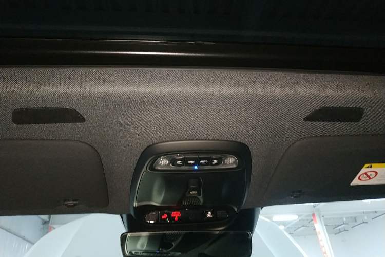 Used Volvo XC40 2020 T4 Four-Wheel Drive Smart & Sporty Edition