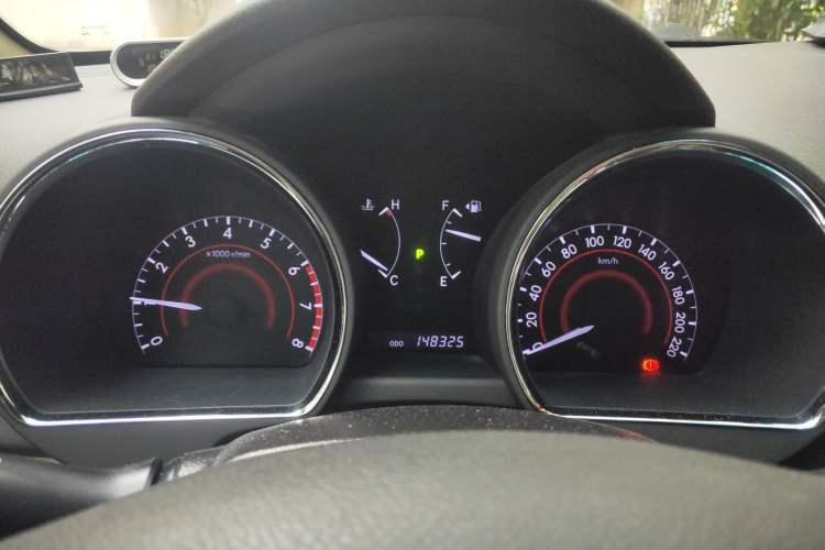 Used Toyota Highlander 2012 2.7L Two-Wheel Drive 7-Seater Luxury Edition
