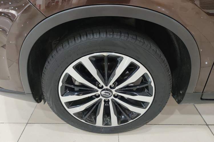 Used GAC Trumpchi GS4 New Energy 2019 1.5L PHEV Smart Enjoyment Version Left Front Wheel Hub