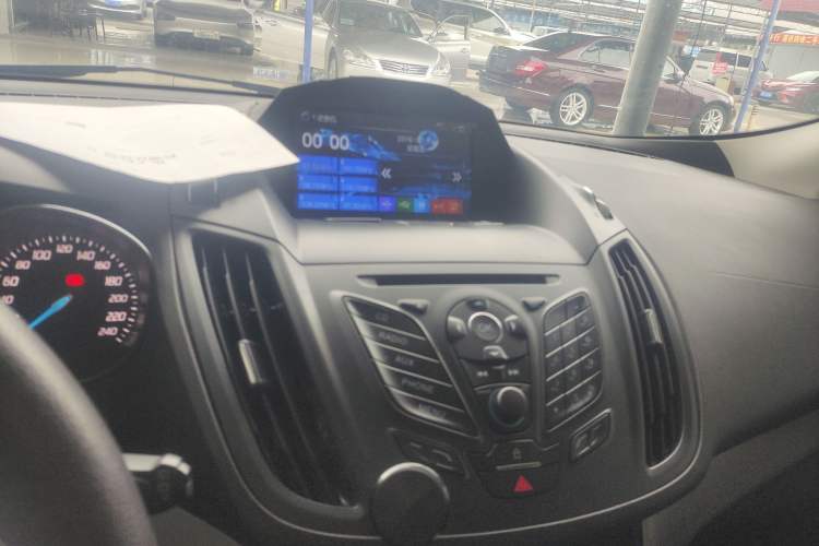 Used Ford Kuga 2015 1.5L GTDi Two-Wheel-Drive Comfort Model