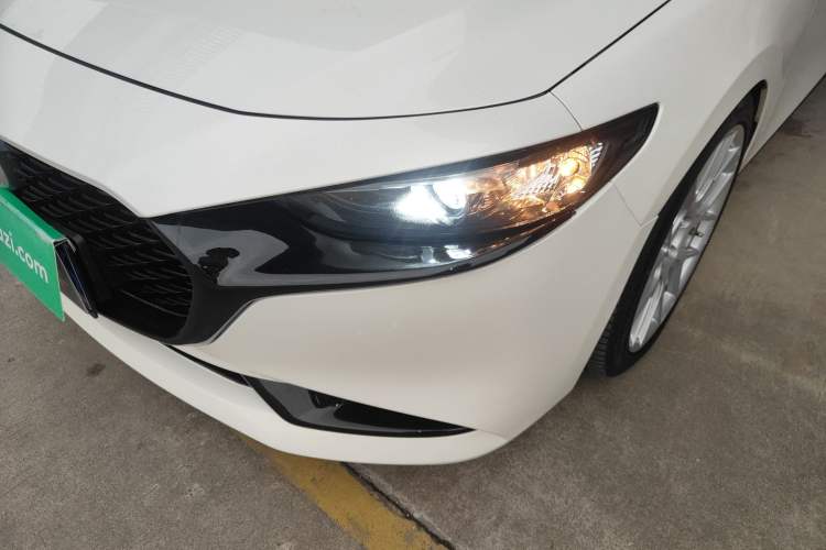 Used Mazda 3 Axela 2020 2.0L Automatic ZhiXuan Edition Left Front Headlight