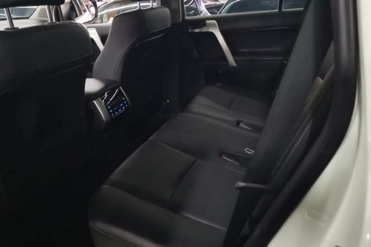 Used Toyota Prado 2018 3.5L Automatic TX-L with Rear-Mounted Spare Tire Left Rear Seat