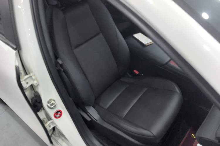 Used Mazda 3 Axela 2023 2.0L Automatic Zhiya Edition Right Front Seat