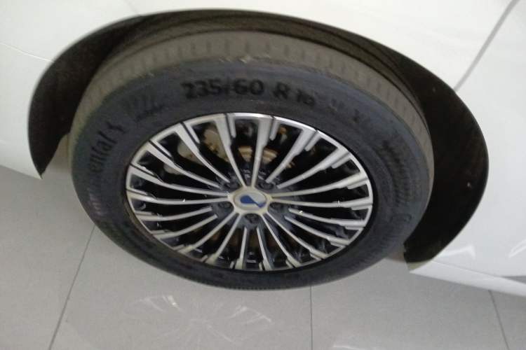 Used Denza D9 2024 DM-i 980 Four-Wheel Drive Flagship Model