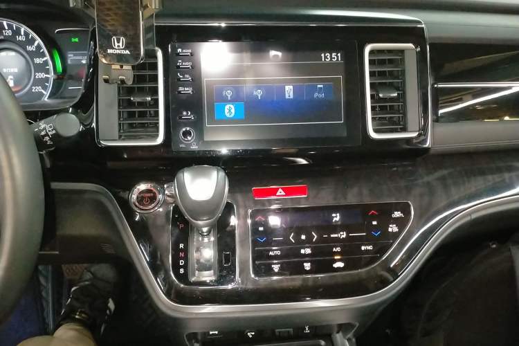 Used Honda Elysion 2019 2.0L Hybrid Luxury Edition