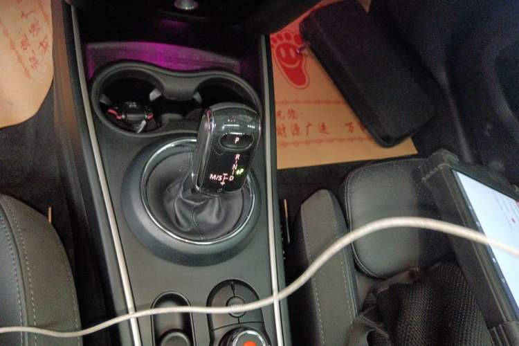 Used MINI Countryman 2019 1.5T COOPER ALL4 Artist Weekend Travel Edition
