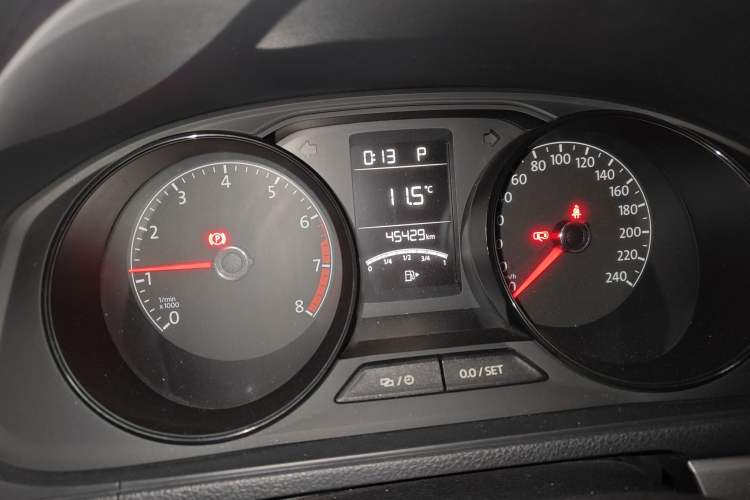 Used Volkswagen Lavida 2017 1.6L Automatic Fashion Edition
