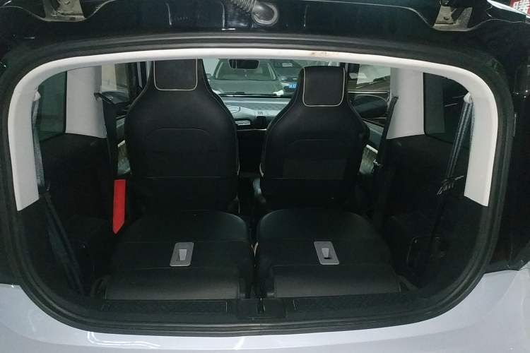 Used Baojun KiWi EV 2021 Artist Model Ternary Lithium