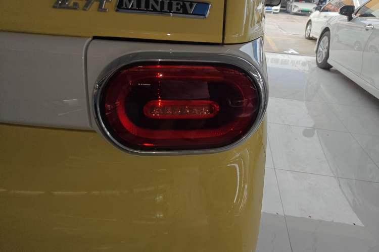 Used Wuling Hongguang MINIEV 2024 3rd Generation 170 km
