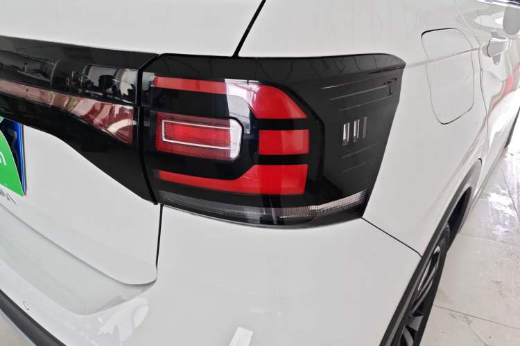 Used Volkswagen Tacqua 2020 1.5L Automatic Yue
