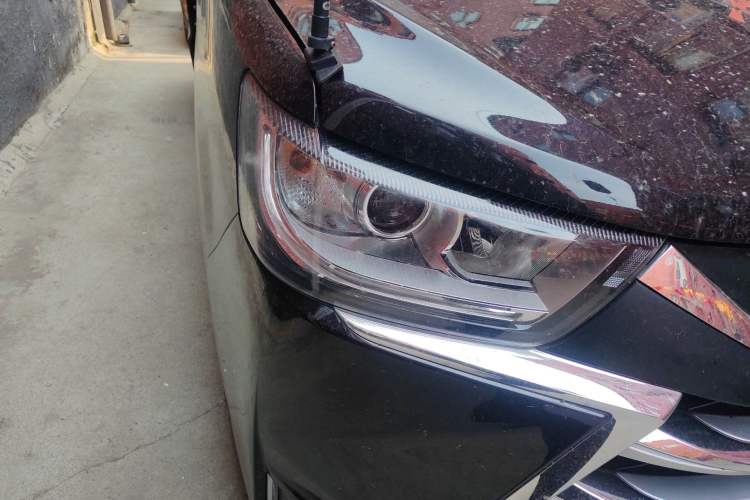 Used JAC Refine M4 2021 2.0L Manual Commercial Edition Right Front Headlight