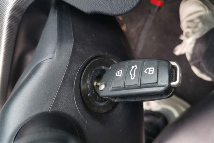 Used Chery Arrizo 5 2019 Facelifted PRO 1.5L Manual Youth Edition China VI Standard Vehicle Key