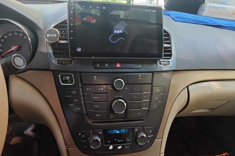 Used Buick Regal 2012 2.0L Luxury Edition
