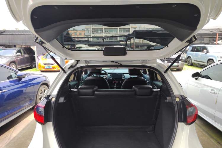 Used Honda Fit 2021 1.5L CVT Trend Edition Trunk