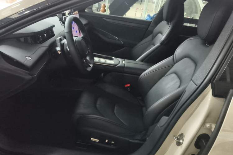 Used Xiaomi Auto SU7 2024 Rear-Drive Long-Range Intelligent Driving Version