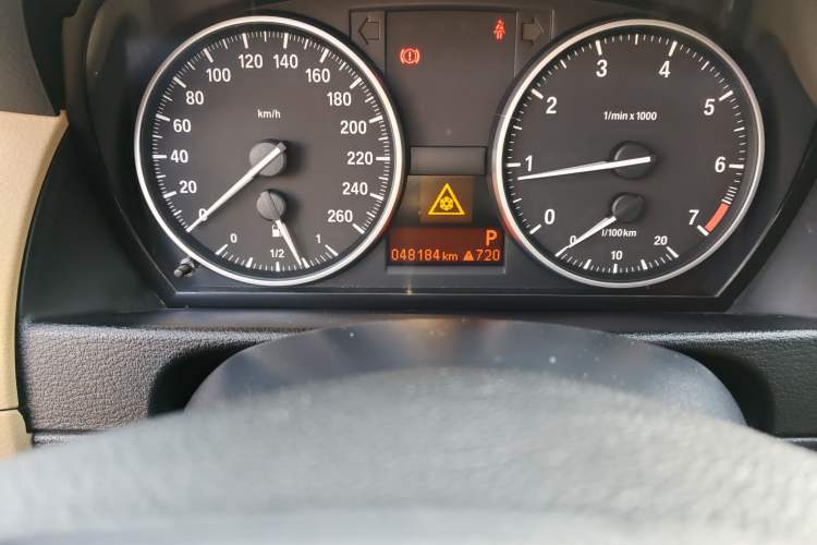 Used BMW X1 2012 sDrive18i Luxury Edition