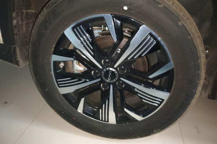 Used BYD Sealion 05 DM-i 2025 DM-i Intelligent Driving 75KM Prestige Model
