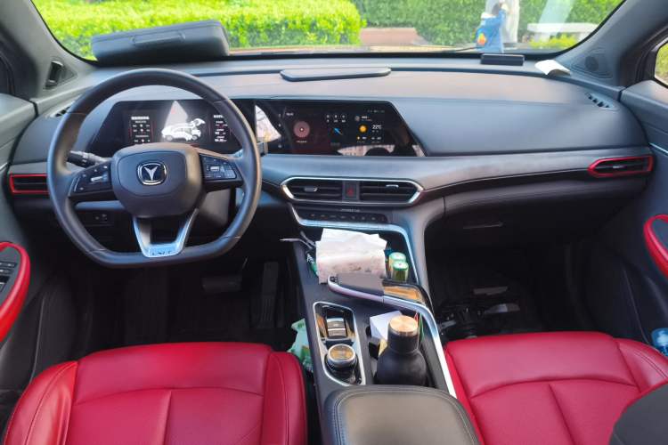 Used CHANGAN UNI-T 2021 1.5T Excellence Model Center Console