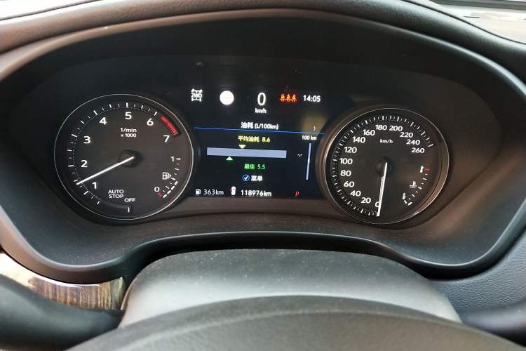 Used Cadillac XT4 2018 28T 4x4 Platinum Edition