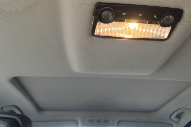 Used BMW 5 Series 2013 525Li Luxury Model