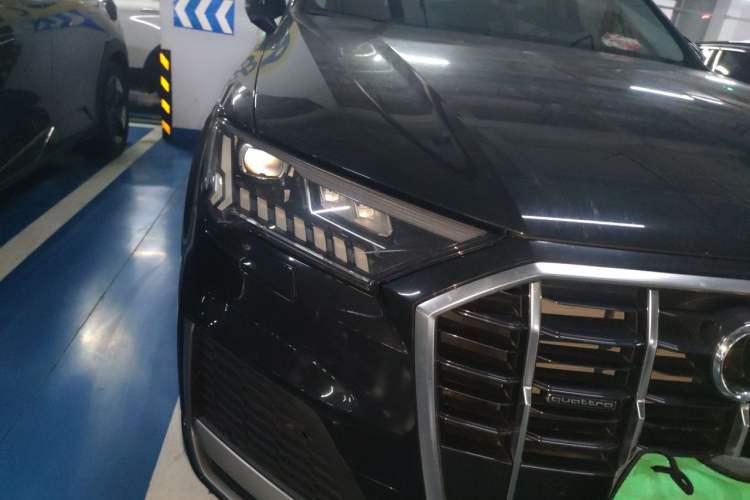 Used Audi Q7 2023 45 TFSI quattro S line Sport model