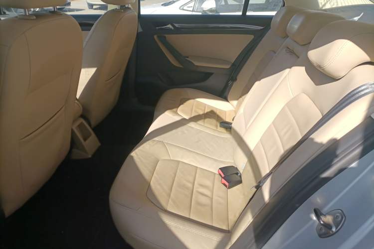 Used Volkswagen Jetta 2013 1.6L Automatic Luxury Model Left Rear Seat