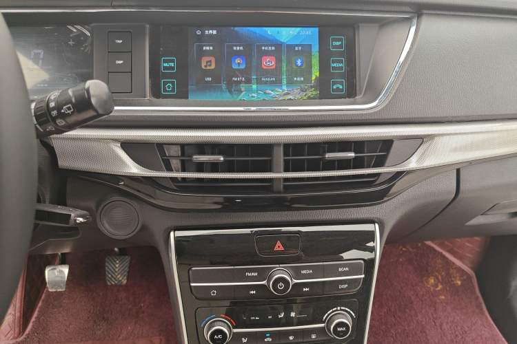 Used CHANGAN KAICHENG Changxing 2021 1.5L Manual Luxury Version Audio And AC Panel