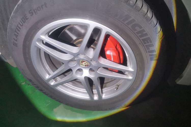 Used Porsche Macan 2018 Macan 2.0T