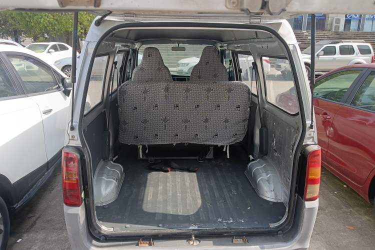 Used Wuling Zhiguang 2020 1.2L Practical Model China VI LSI Trunk