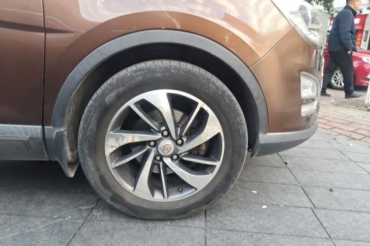 Used Baojun 560 2015 1.8L manual luxury version