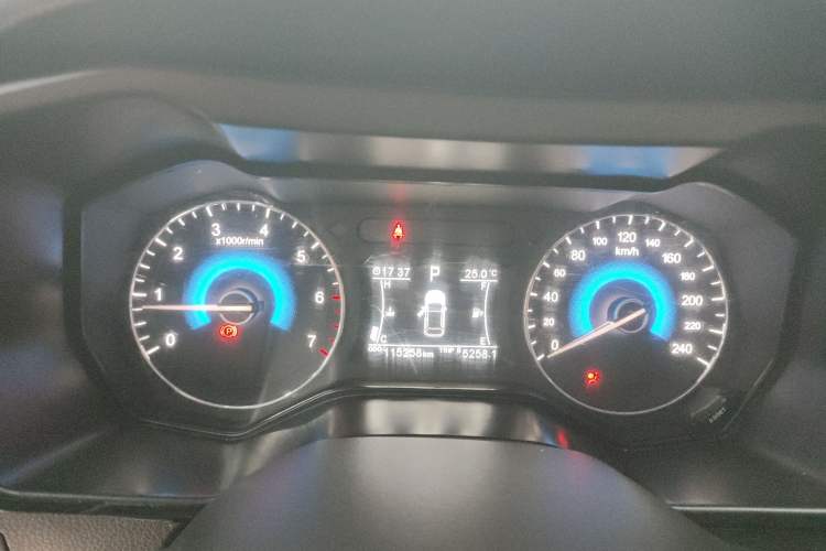 Used Dongfeng Fengon 580 2017 1.5T CVT Luxury Model Instrument Cluster