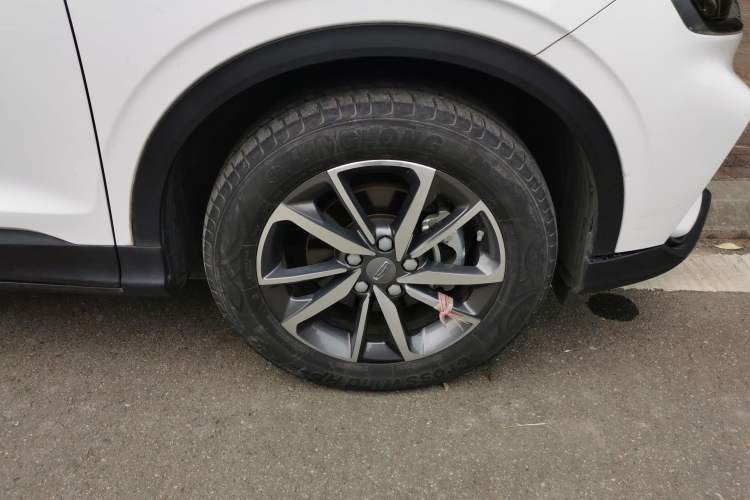 Used Geely Auto Coolray 2020 Facelift 240T DCT Hunter
