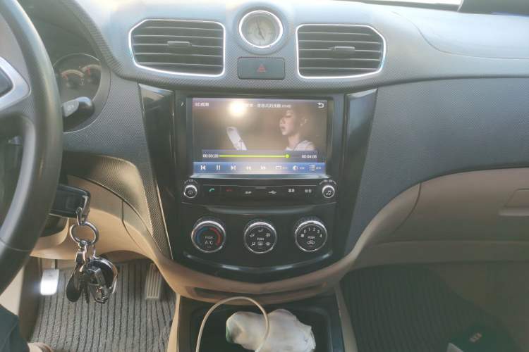 Used Wuling Hongguang 2014 1.5L S Comfort Model