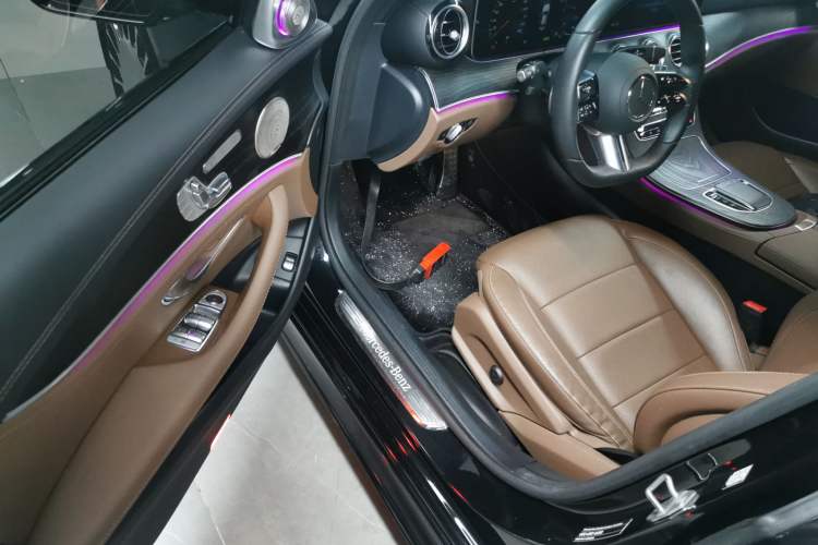 Used Mercedes-Benz E-Class New Energy 2021 E 350 e L Plug-in Hybrid Sports Sedan
