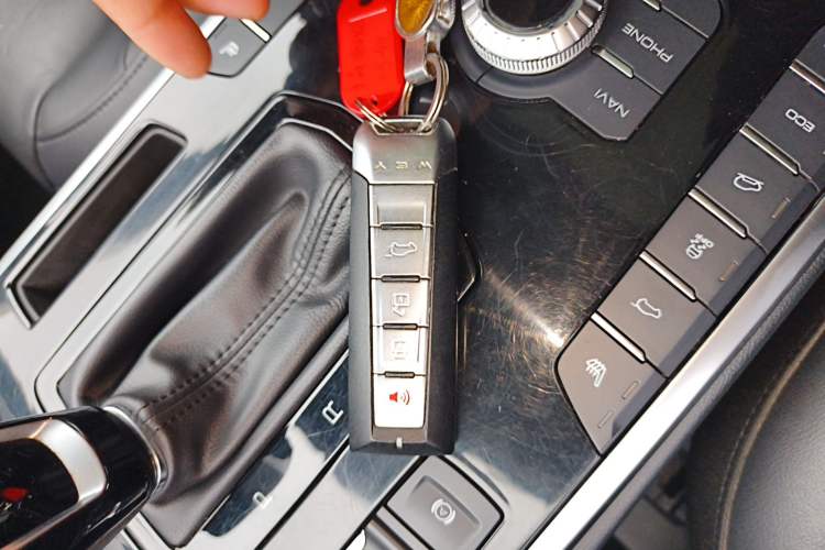 Used Wey VV7 2017 2.0T Flagship Model Vehicle Key