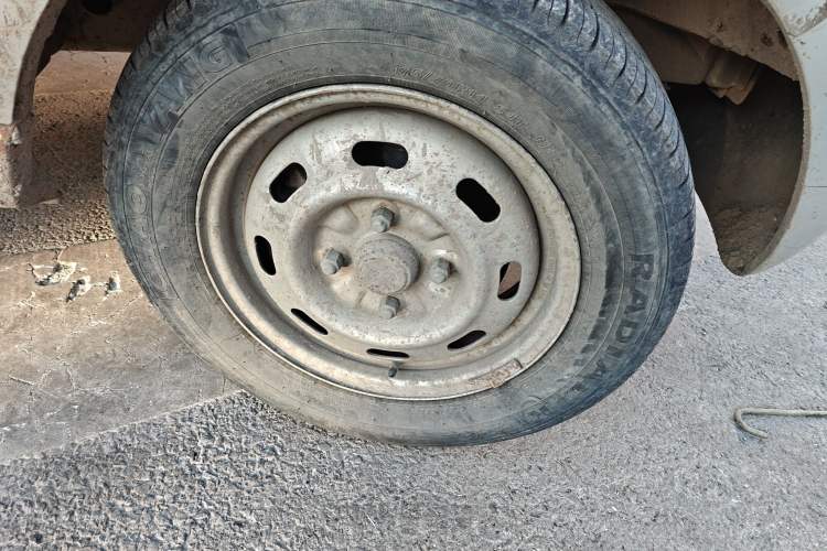 Used Dongfeng Junfeng CV03 2012 1.3L Standard-Configuration DFXC13-40