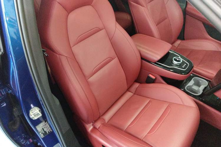 Used SERES SF5 2021 Four-Wheel Drive Freedom Expedition Edition
