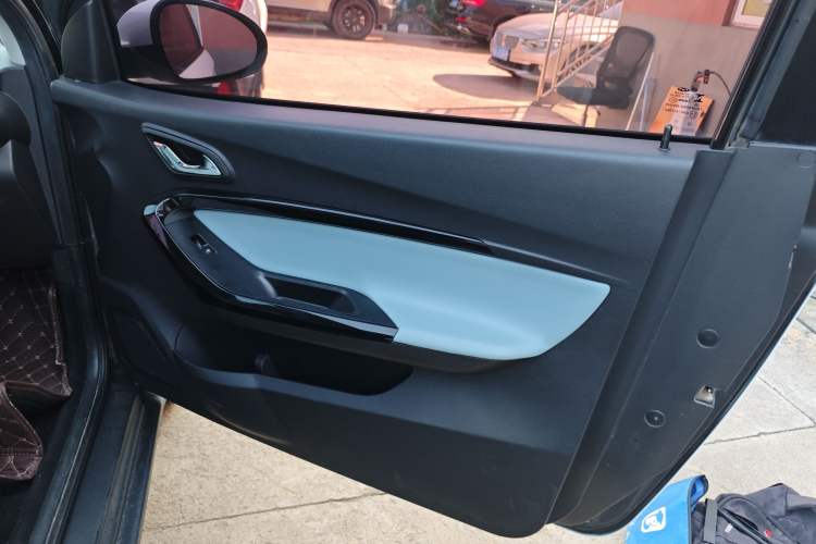 Used Chery New Energy Little Ant 2022 Sweet Pink Edition Half-Sugar Version 3-Cell Lithium 30kW 301km