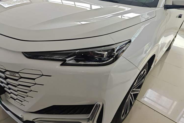 Used CHANGAN UNI-K iDD 2023 Smart Electric iDD 1.5T 135km Smart Leading Model
