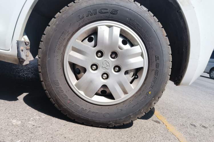 Used CHANGAN KAICHENG Ruixing EM60  Right Front Wheel Hub