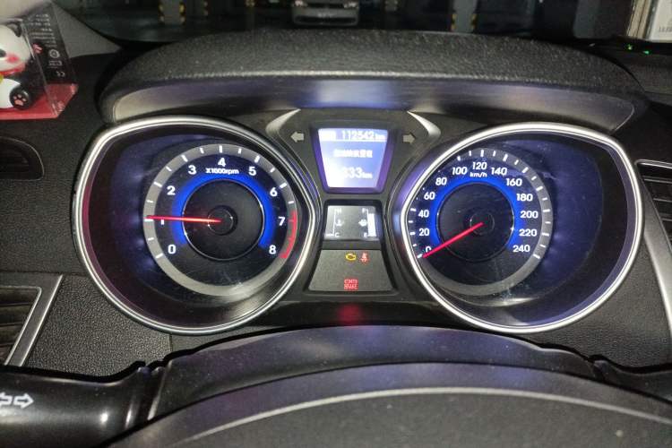 Used Hyundai Elantra (5th Generation / Langdong) 2015 1.6L Manual Leading Model