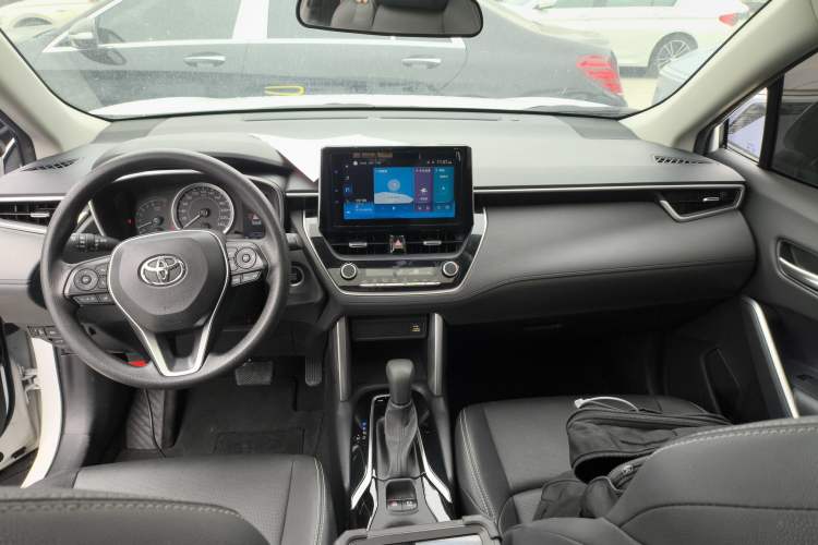 Used Toyota FRONTLANDER 2022 2.0L CVT Luxury PLUS Edition
