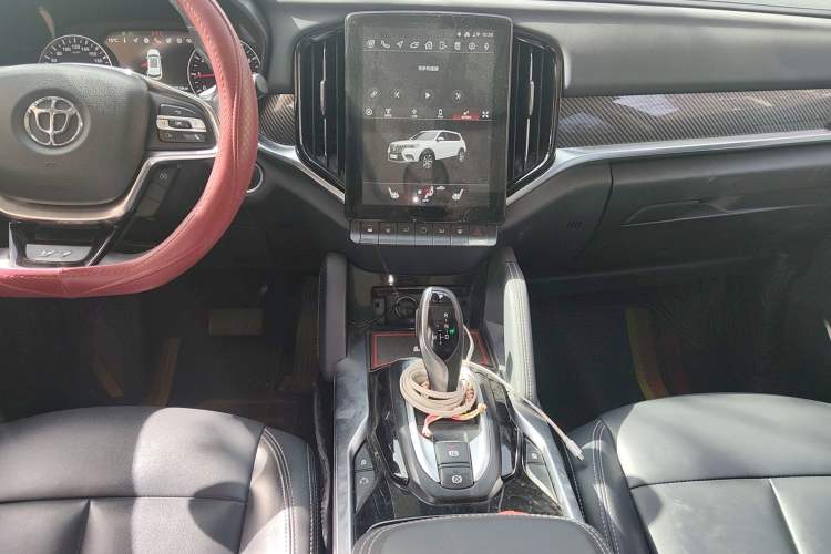 Used Brilliance V7 2018 280T DCT Prestige 5-Seater