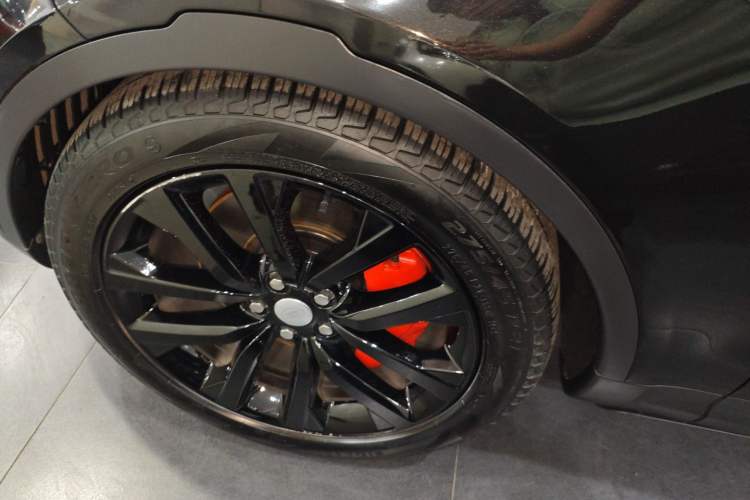 Used Land Rover Discovery 2024 360 PS S