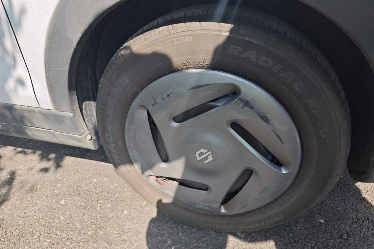 Used Leapmotor T03 2023 200 Lite Edition Right Front Wheel Hub